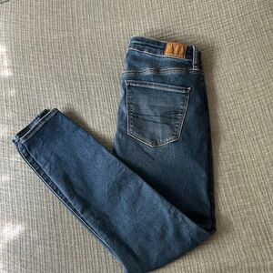 American Eagle High Rise Jegging 8 Short Like New